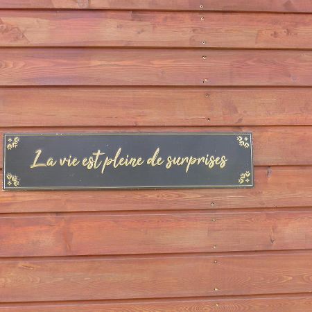 Mon Ptit Nid House Tiny House Apartment Panissieres Bagian luar foto